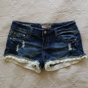 Lace trim shorts